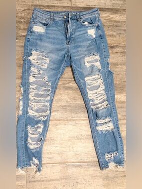 American Eagle Outfitters Light Blue Ripped Skinny Jeans